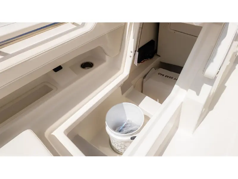 2026 World Cat 280 Dual Console