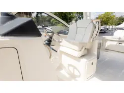 2026 World Cat 280 Dual Console
