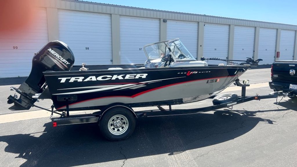 2014 Tracker Pro Guide V-175 Combo in peoria AZ