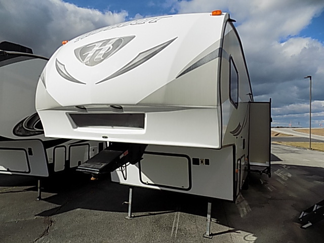 2015 Keystone Hideout 299RLDS in carthage MO