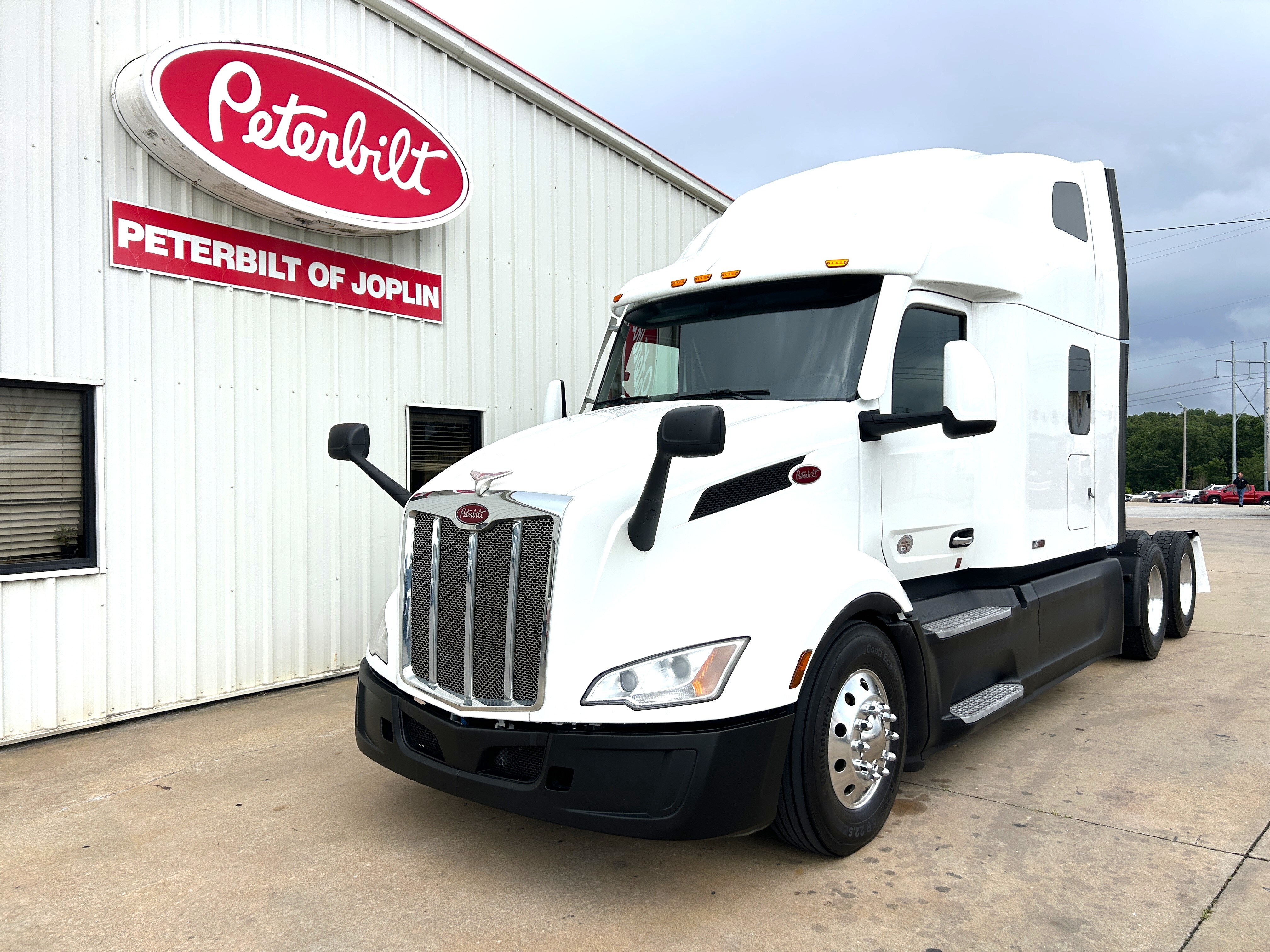2022 PETERBILT 579 in Dunn, NC