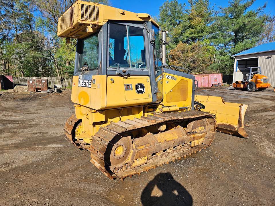 2016 John Deere 650J in Annapolis, MD