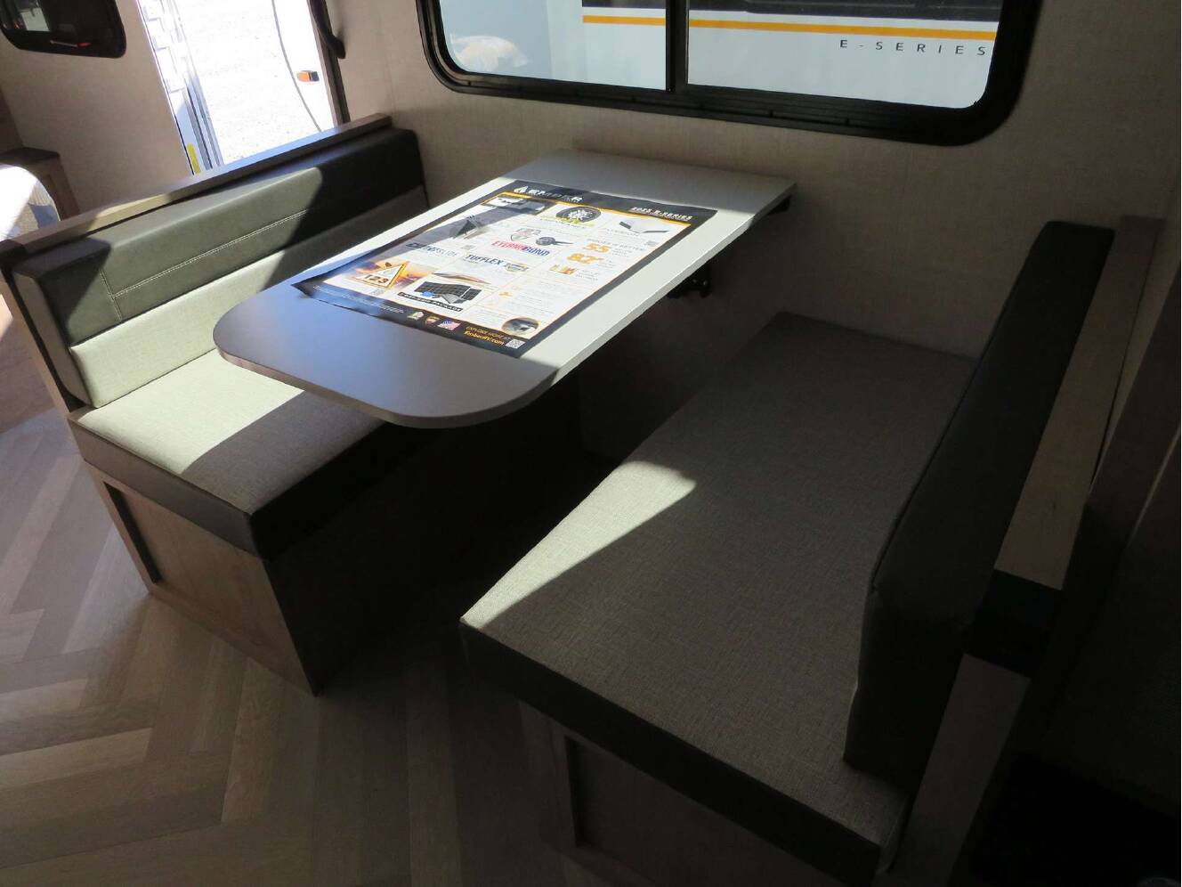 A photo of this 2026 Ember E-SERIES 22MLQ