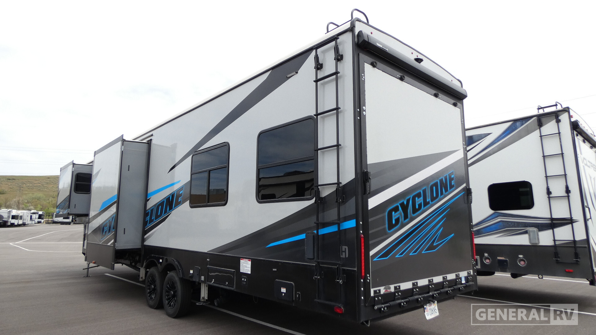 2024 Heartland CYCLONE 3714 in south weber UT