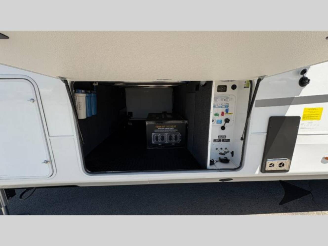 A photo of this 2026 Jayco Pinnacle 38FBRK