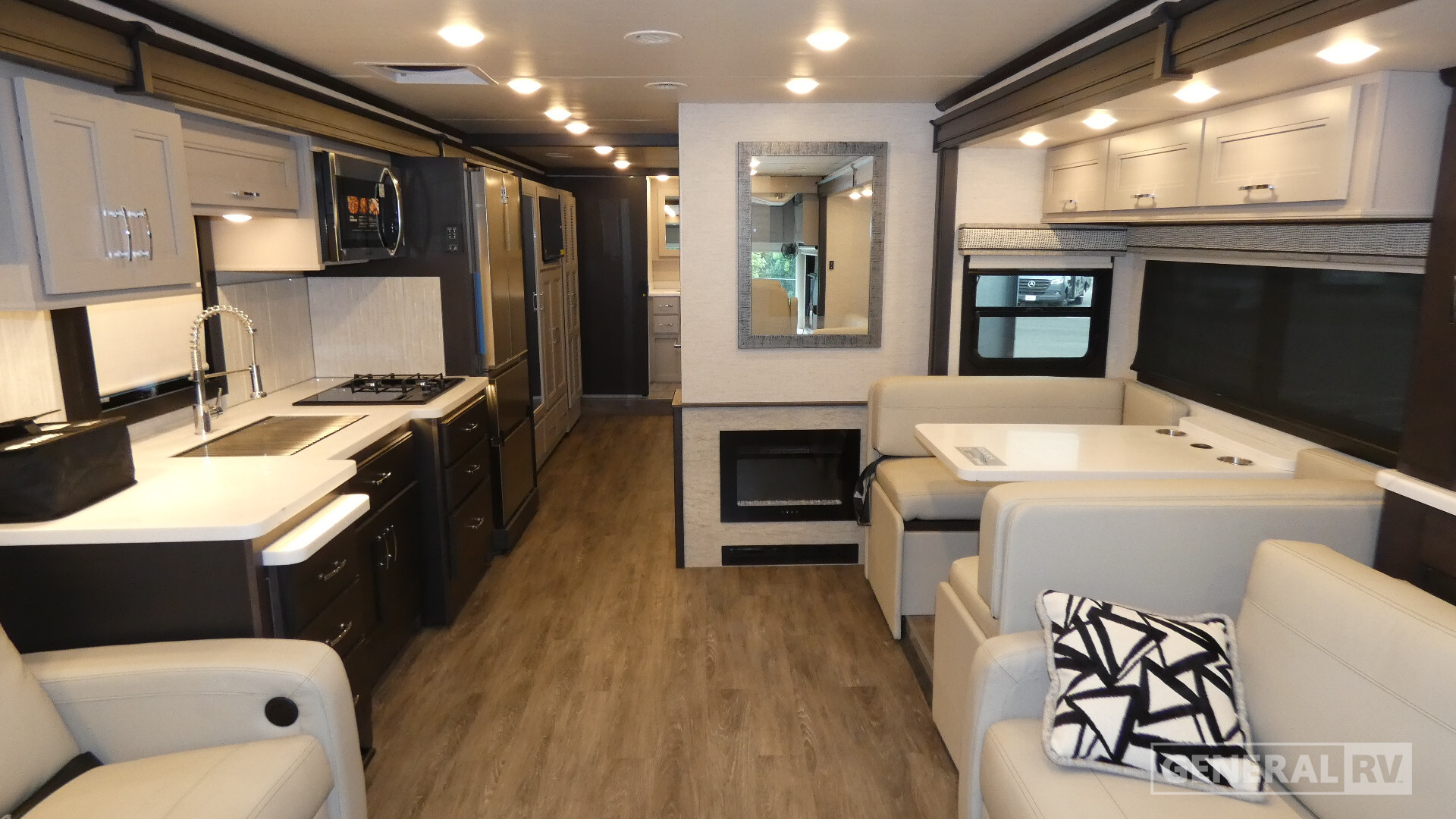 2026 Thor Motor Coach RIVIERA 38RB in salisbury NC