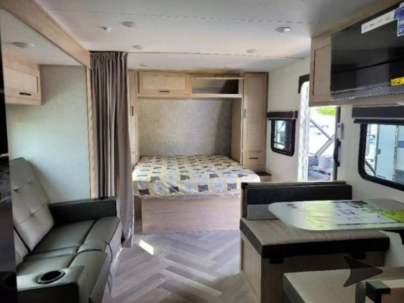 A photo of this 2026 Ember Rv E-Series 22MLQ