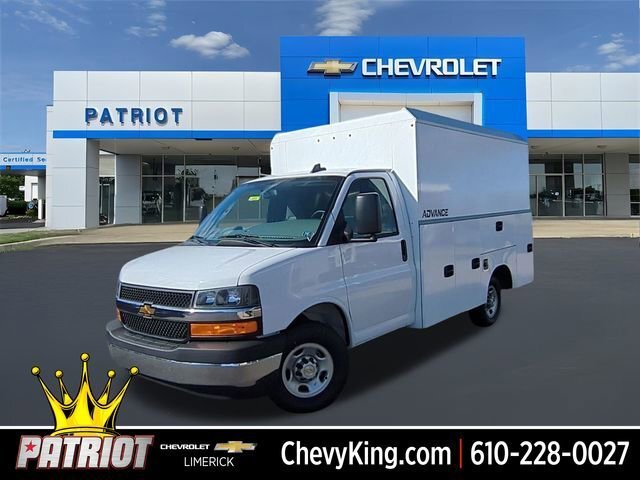 2025 CHEVROLET Express Cutaway 3500 in Royersford, PA