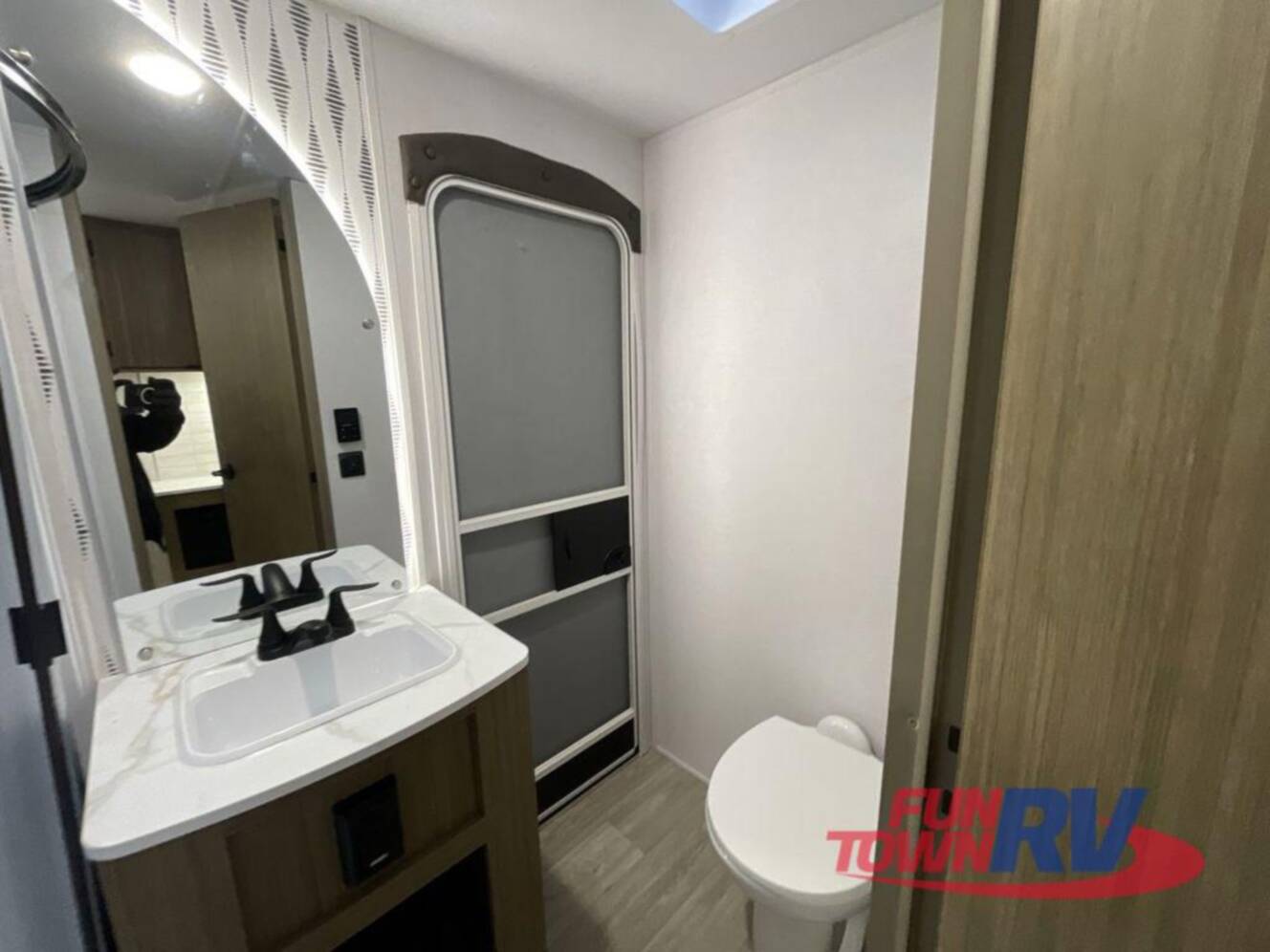 A photo of this 2026 Forest River Rv Salem 32BHDS