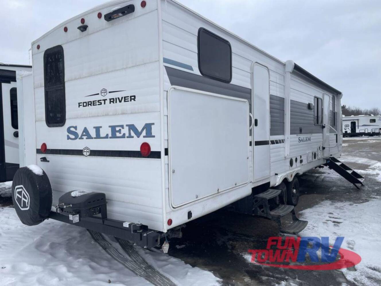 A photo of this 2026 Forest River Rv Salem 32BHDS