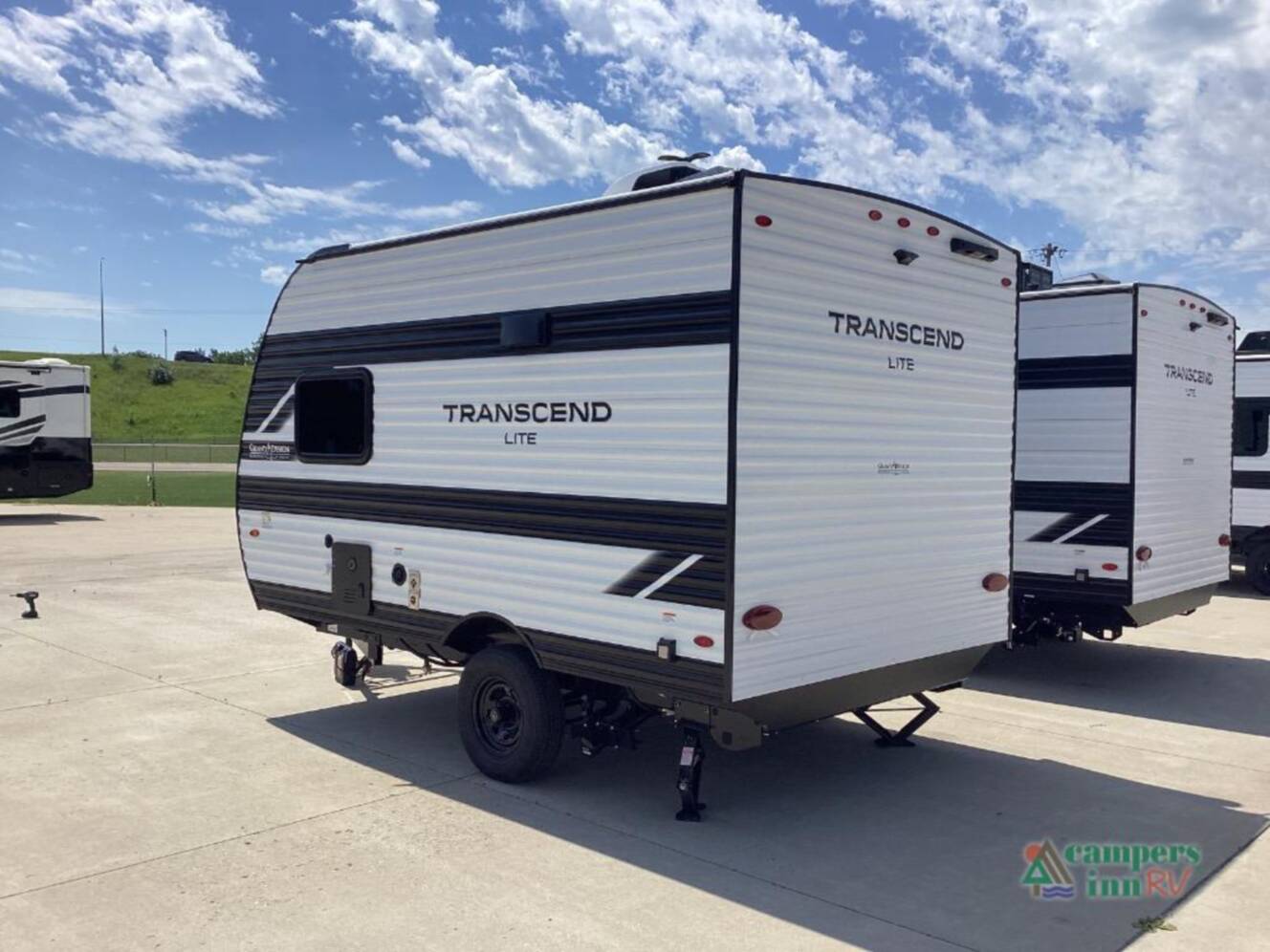 A photo of this 2027 Grand Design Transcend Lite 121RBL