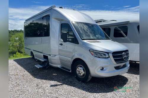 2022 Airstream Atlas Murphy Suite in knoxville TN
