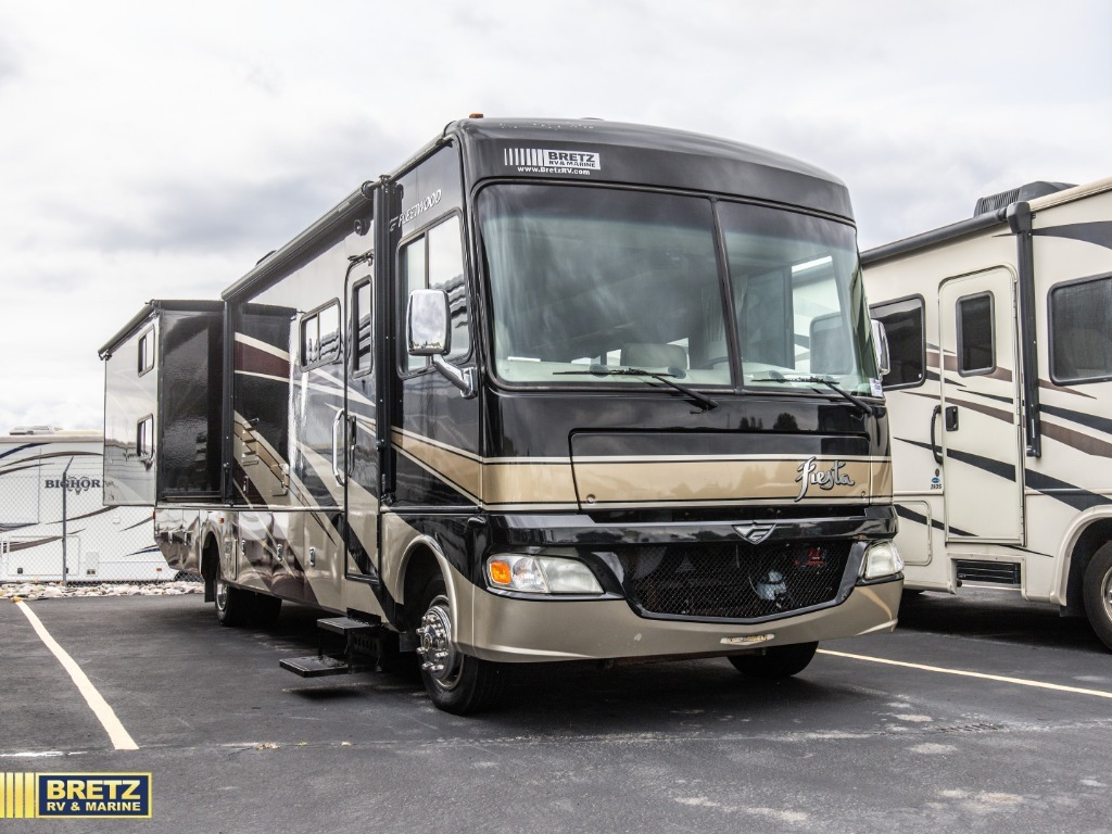 2010 Fleetwood Rv Fiesta Premium 34B in missoula MT