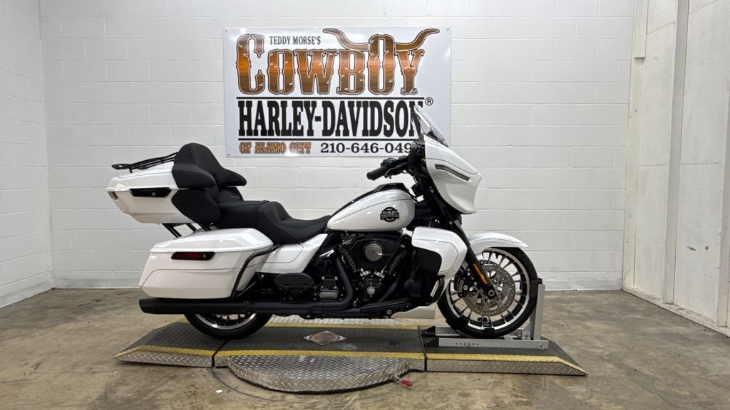 2026 Harley-Davidson® FLHXL - Street Glide® Limited LIMITED in San Antonio, TX