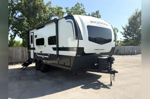 2027 Forest River Rockwood Mini Lite 2109S in panama city FL