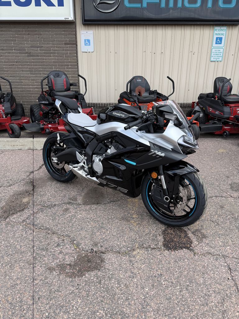 2026 CFMOTO CFMOTO 675 SS 675 in Sioux Falls, SD