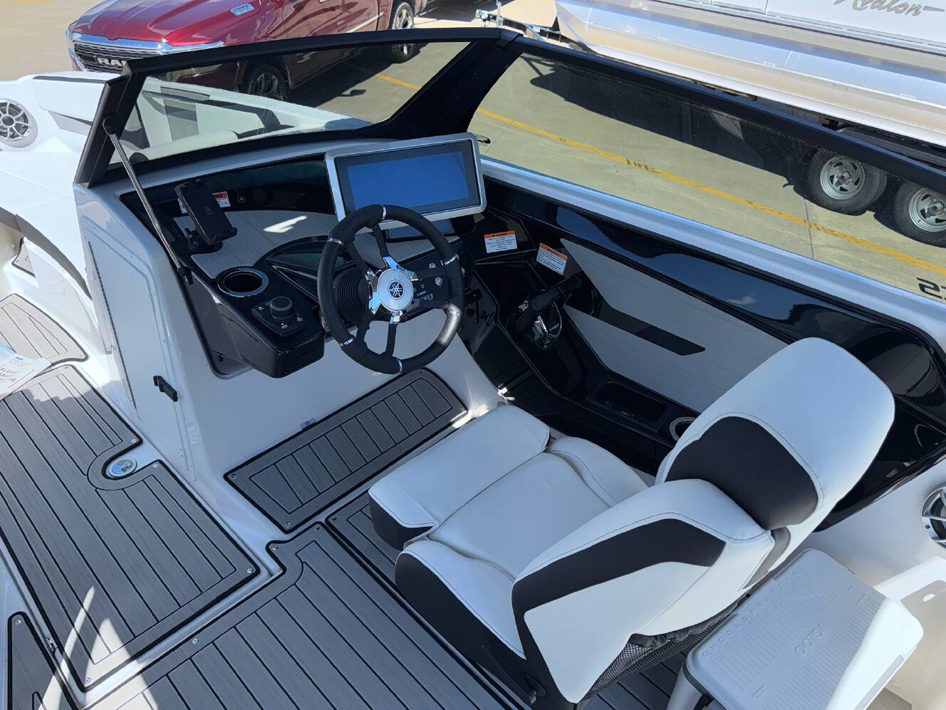 A photo of this 2026 Yamaha 222SE