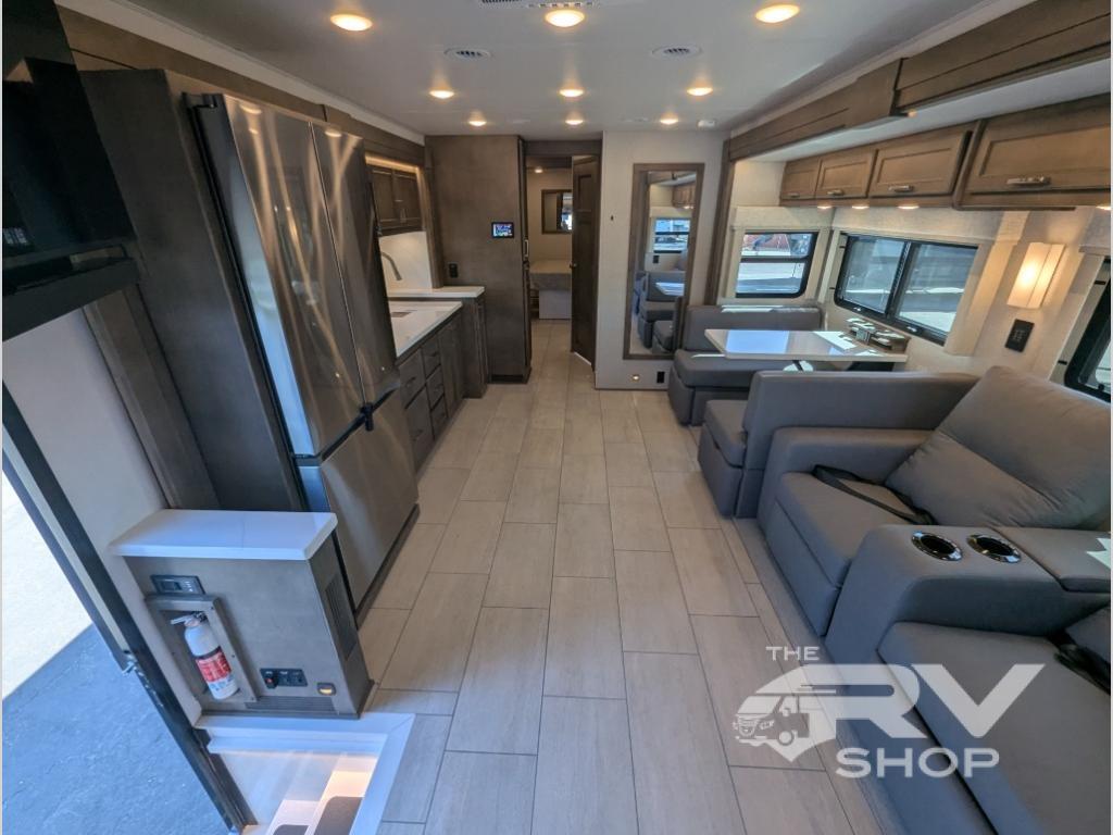 2027 Renegade Verona 40VTB in ventura CA