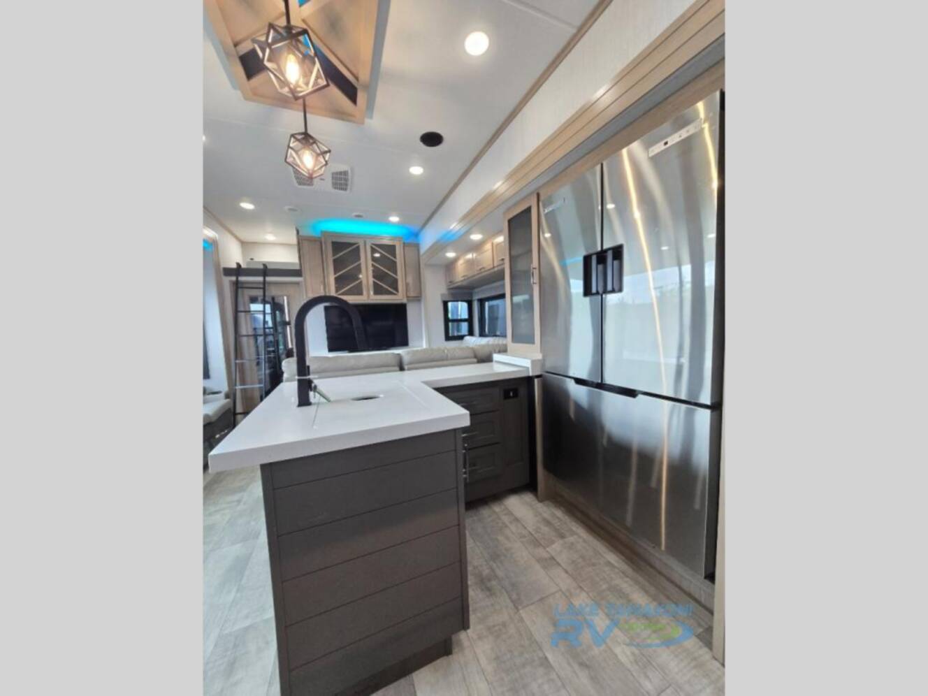 A photo of this 2024 Grand Design Momentum M-Class 395MS