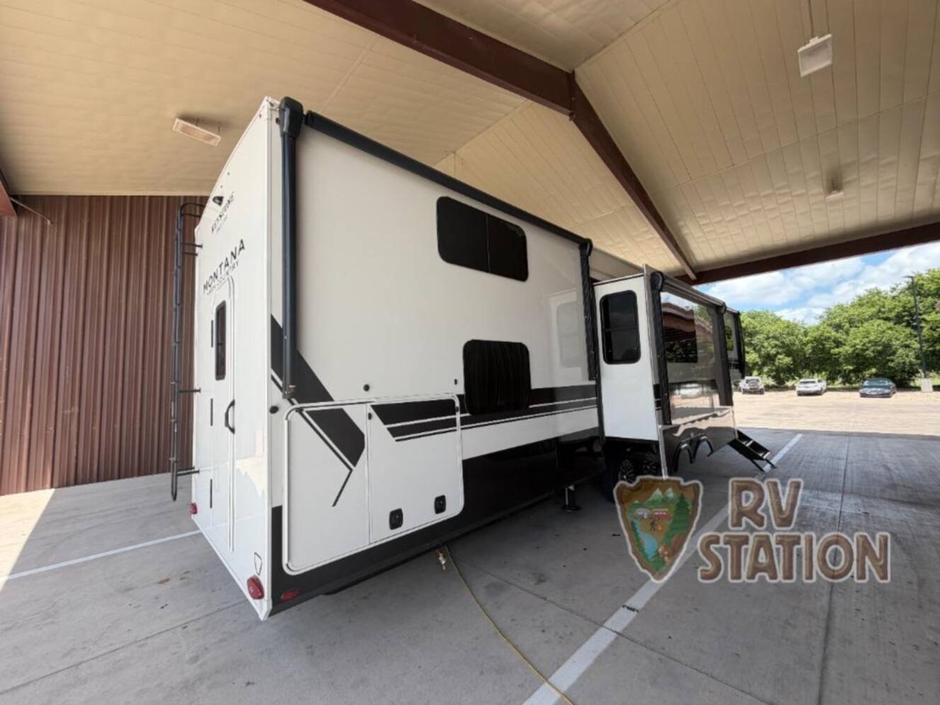 A photo of this 2027 Keystone Rv Montana High Country 391TB