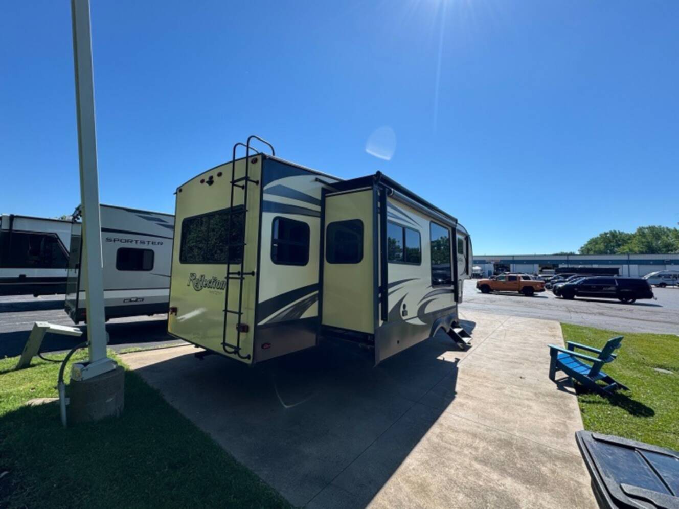 A photo of this 2020 Grand Design Reflection 337RLS