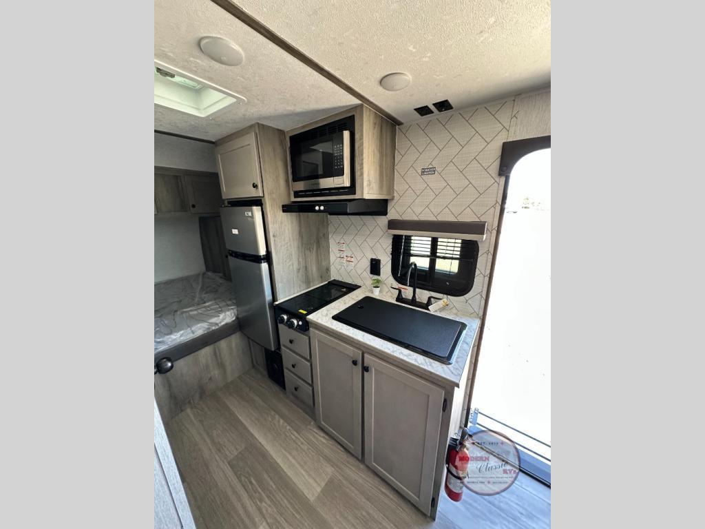 2026 Sunset Park Rv Sun Lite 15MBX in grand junction CO