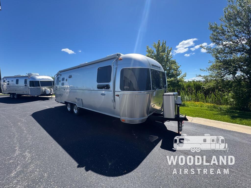 2017 Airstream Flying Cloud 27FB RV