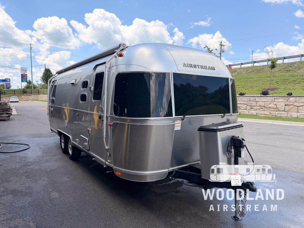 2022 Airstream Flying Cloud 25RB in georgetown KY