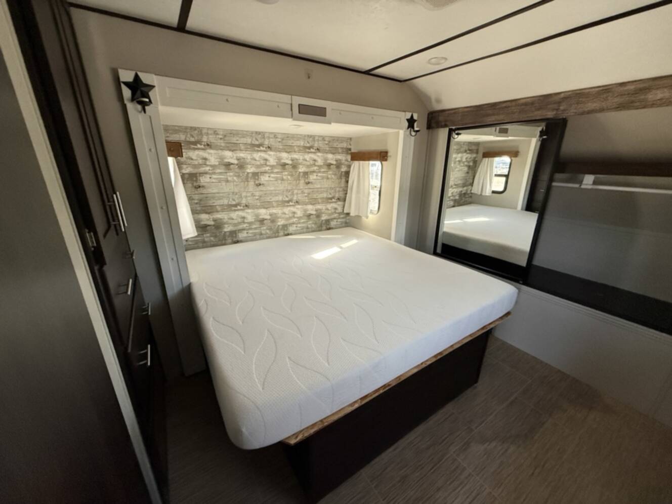 A photo of this 2019 Prime Time Rv LaCrosse 3311 RK