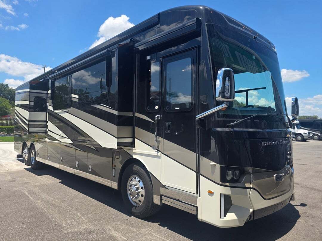 2023 Newmar Dutch Star 4370 RV