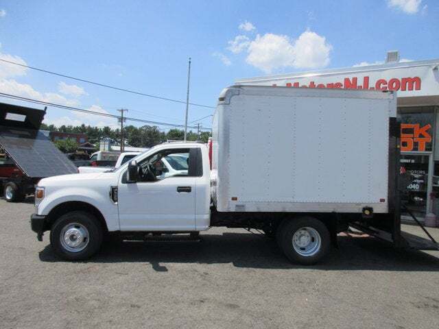 2020 Ford F350 8' BOX TRUCK, LIFTGATE in South Amboy, NJ