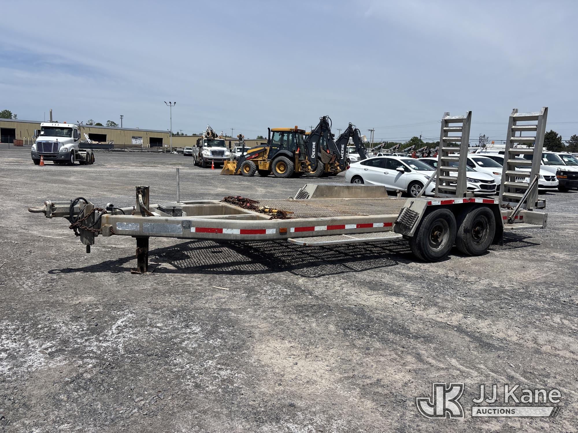 2016 SAUBER Trailer in Rome, NY