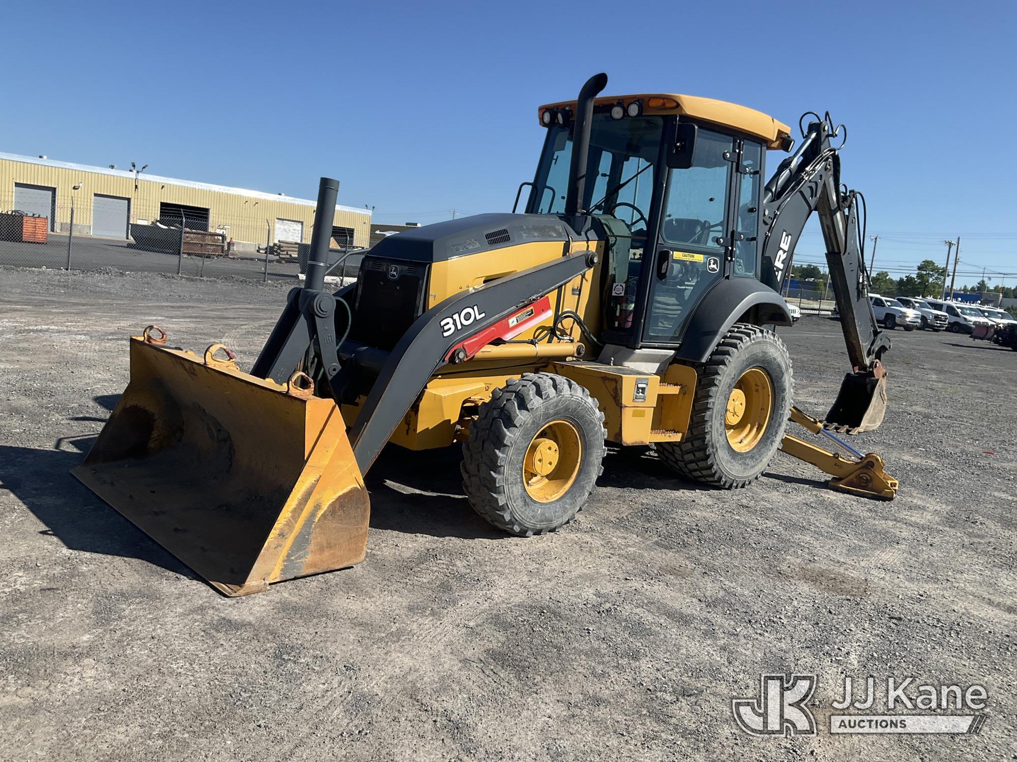 2017 John Deere 310L 4x4 in Rome, NY