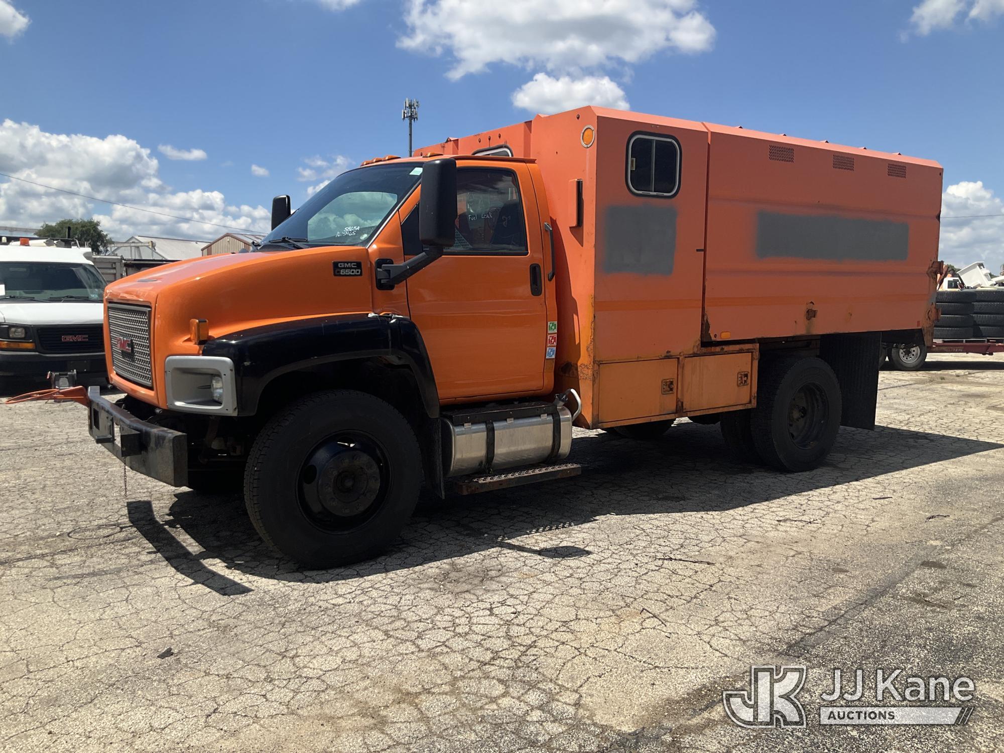 2008 GMC C6500 in South Beloit, IL