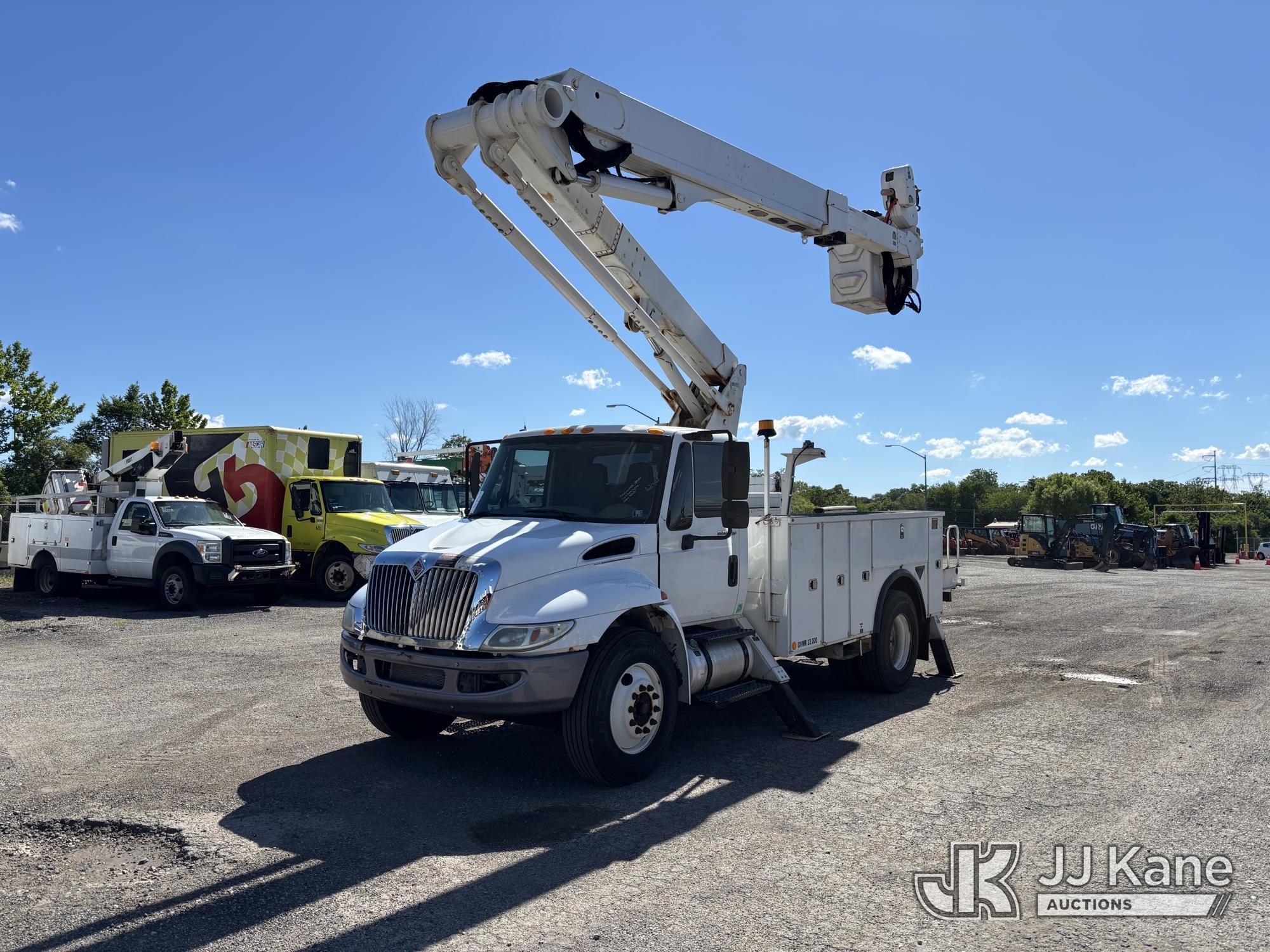 2013 International DuraStar 4300 in Plymouth Meeting, PA