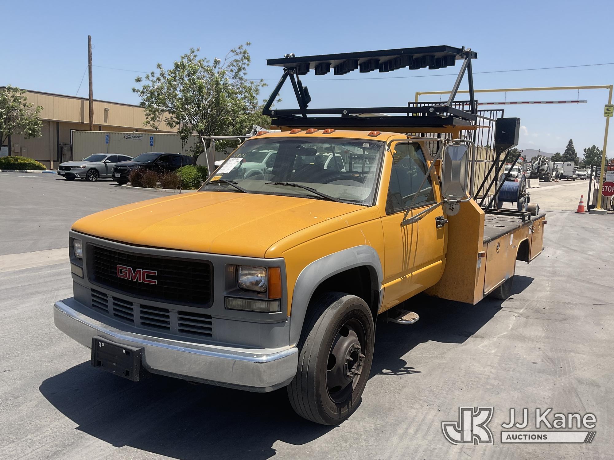 1997 GMC SIERRA in Jurupa Valley, CA