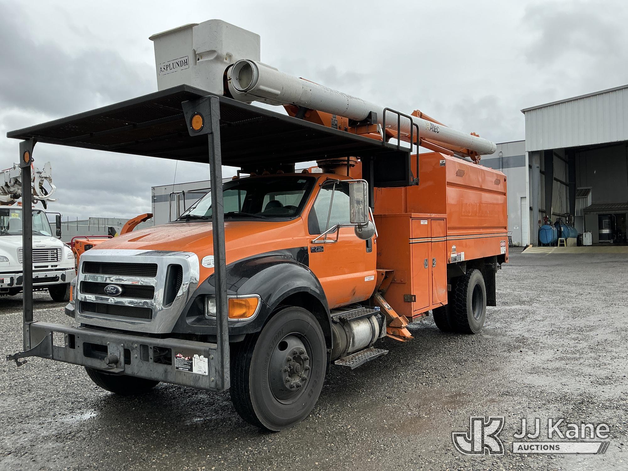 2013 FORD F750 in Portland, OR