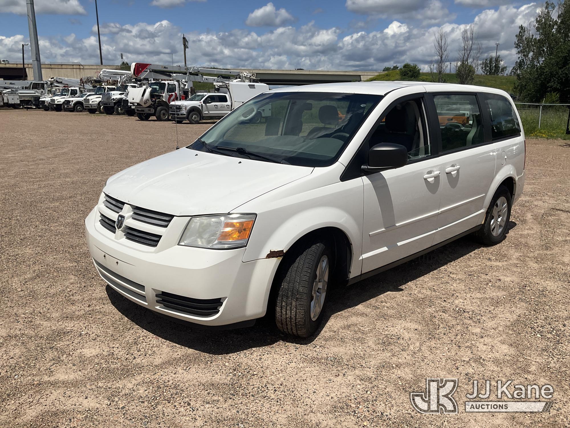 2010 DODGE GRAND CARAVAN SE in Shakopee, MN