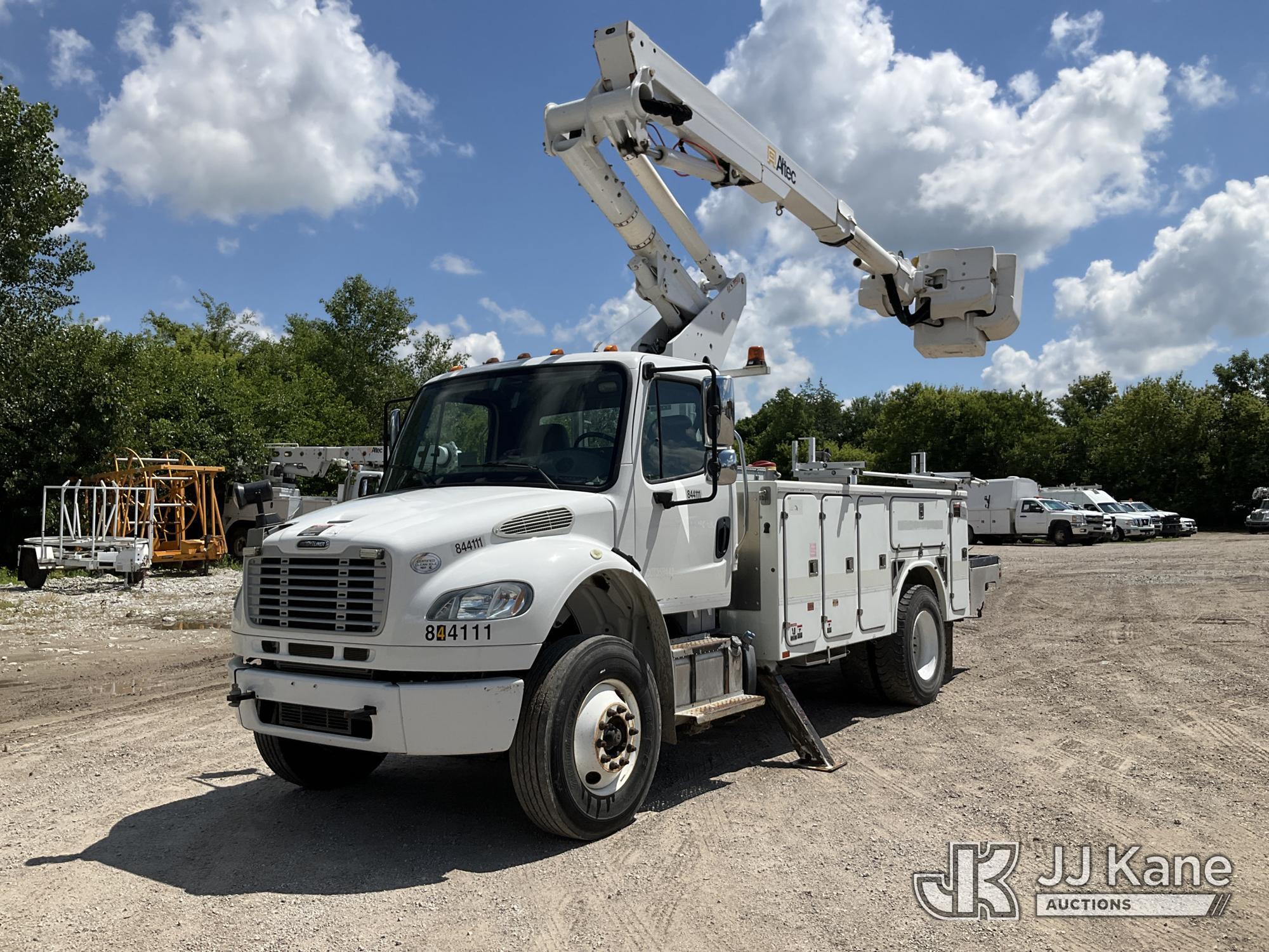 2013 FREIGHTLINER M2 106 in Des Moines, IA