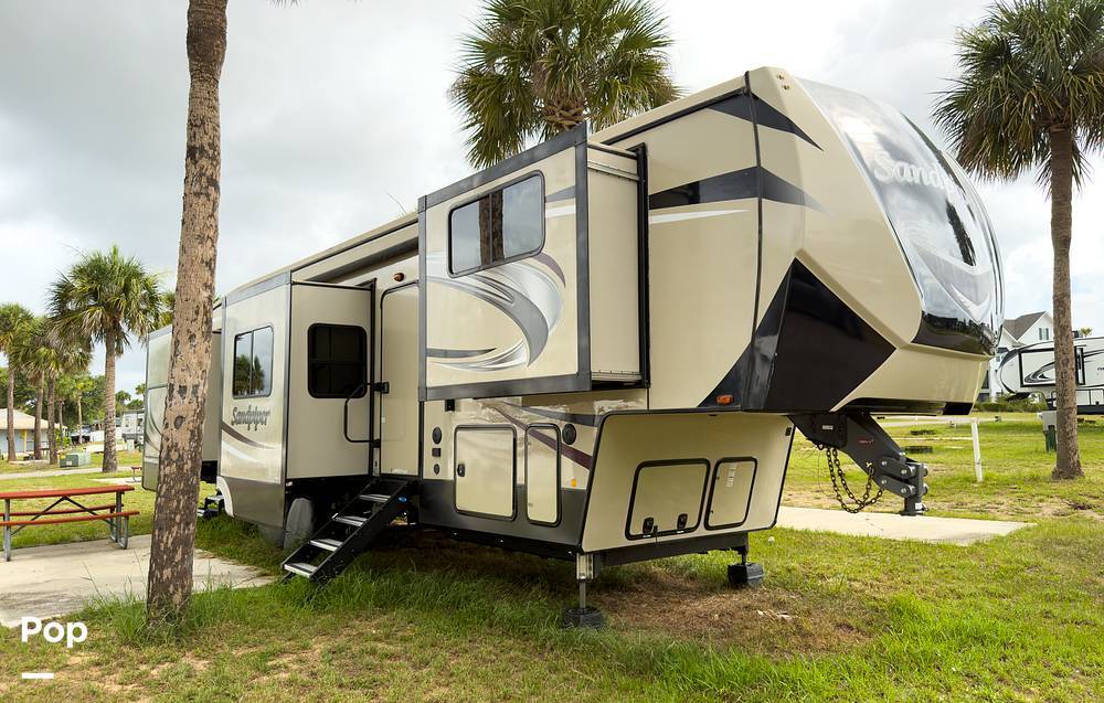 2018 Forest River Sandpiper 38FKOK in davenport FL