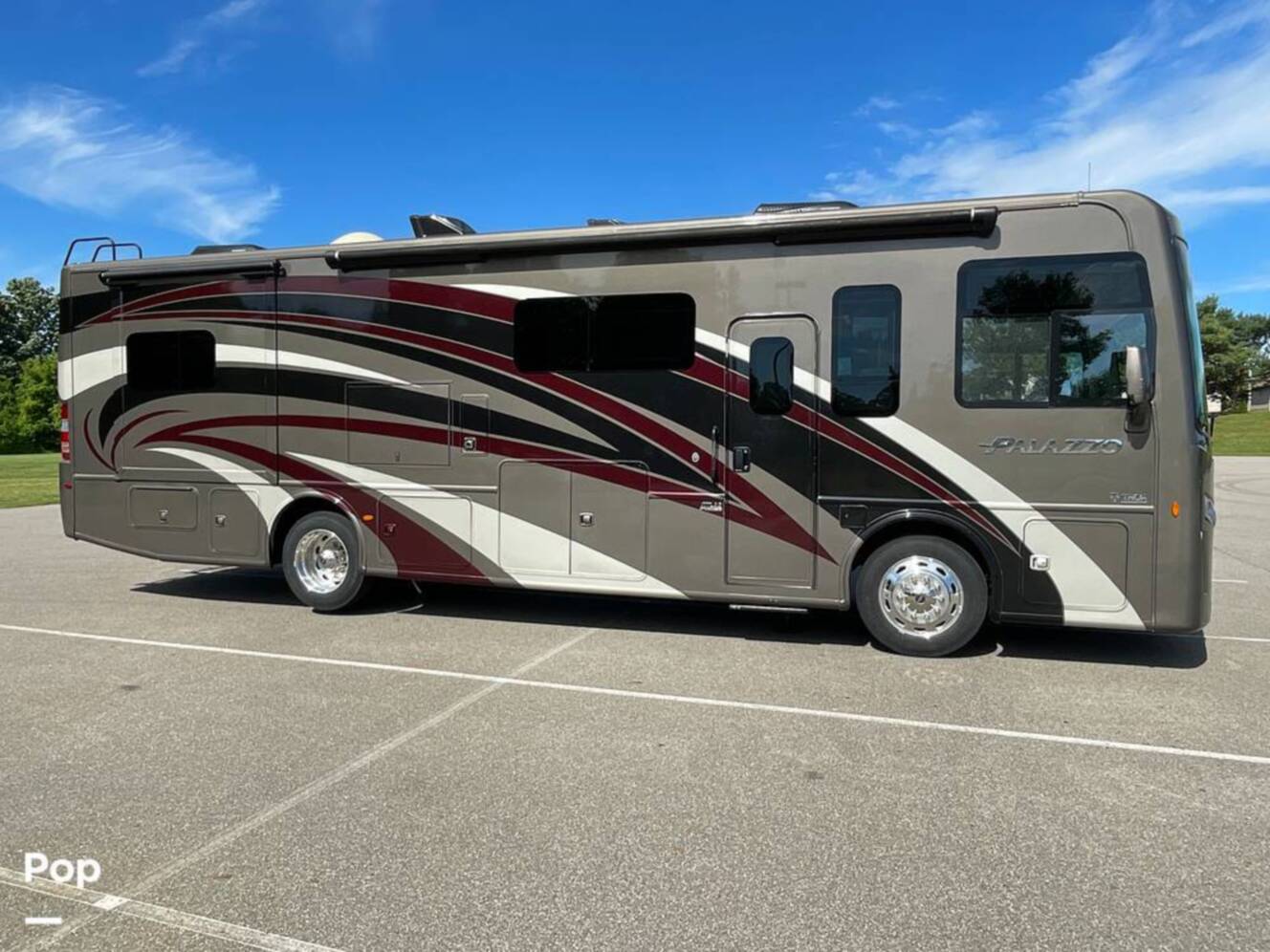 A photo of this 2019 Thor Motor Coach Palazzo 33.2