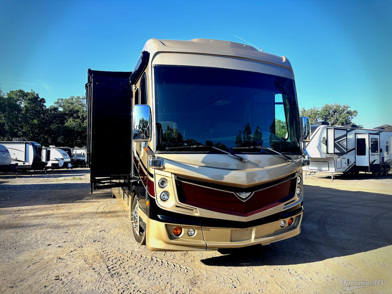 2017 Fleetwood Discovery 39F in zephyrhills FL