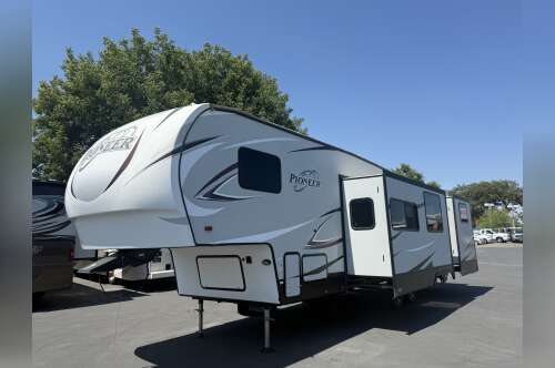 2018 Heartland PIONEER 322 in sacramento CA