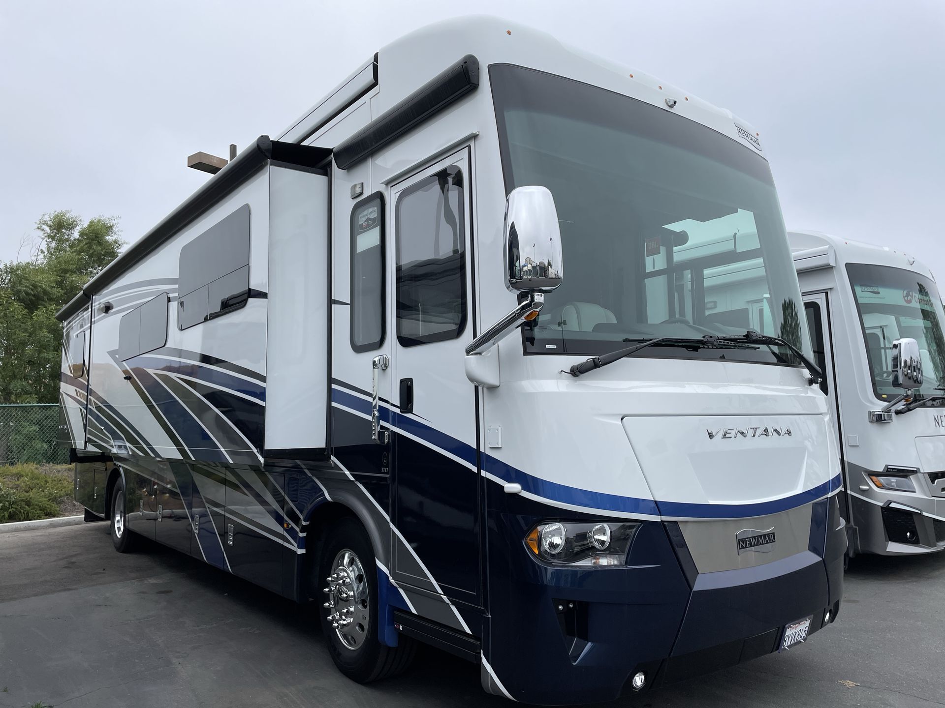 2022 Newmar Ventana 3717 in san marcos CA