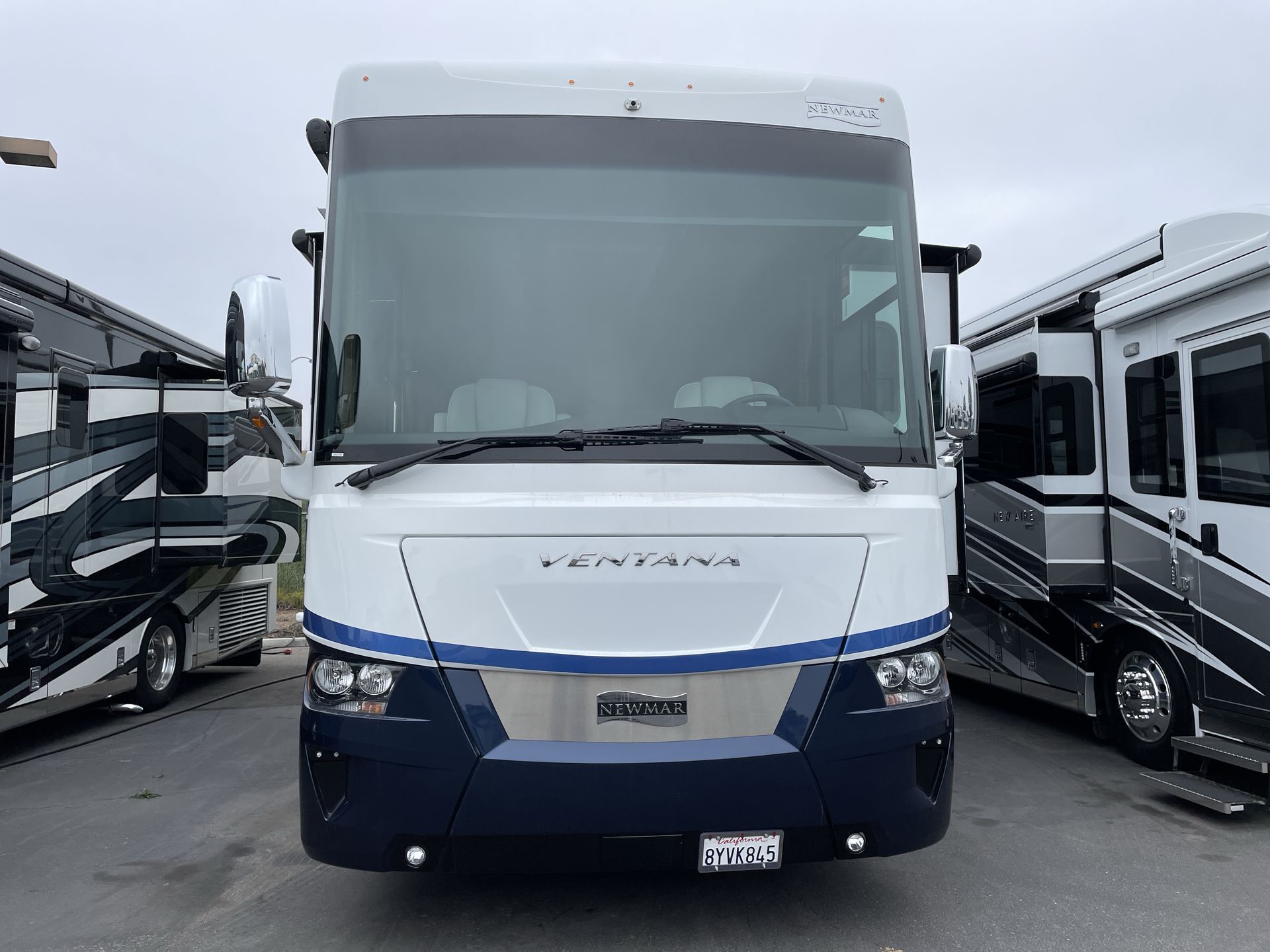 2022 Newmar Ventana 3717 in san marcos CA
