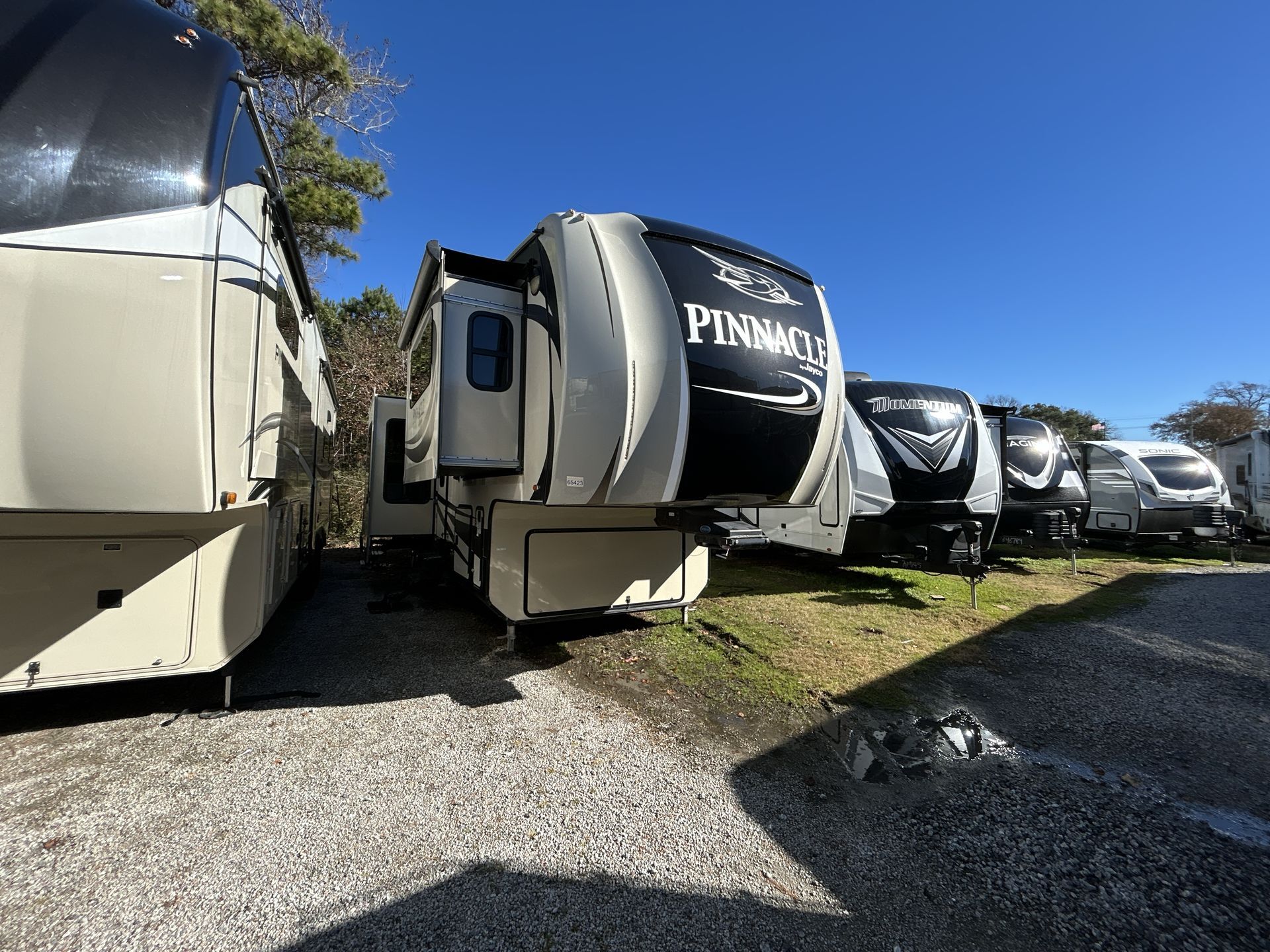 2017 Jayco Pinnacle 38 FLSA in myrtle beach SC