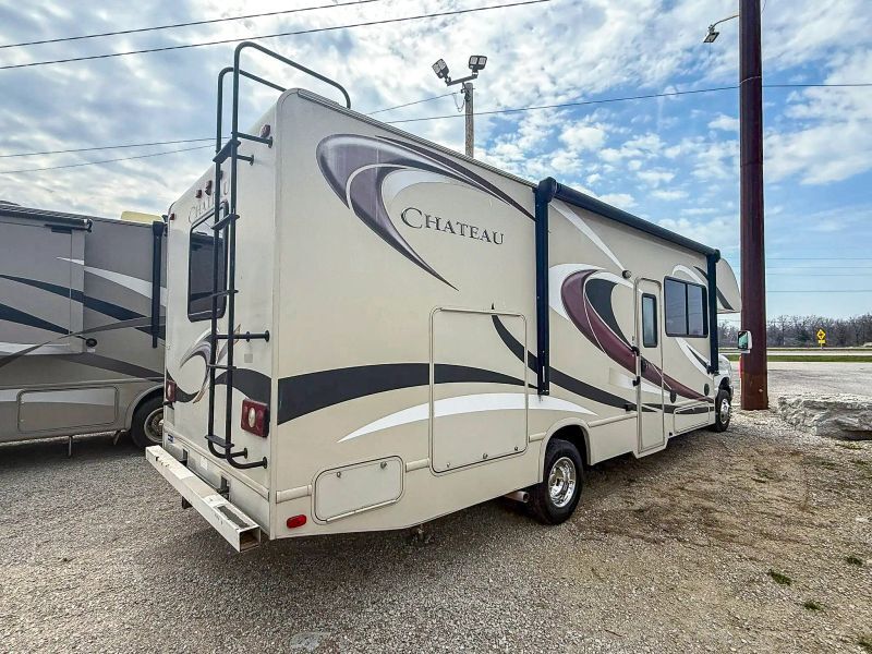 2016 Thor Motor Coach Chateau 29G Ford in columbia IL