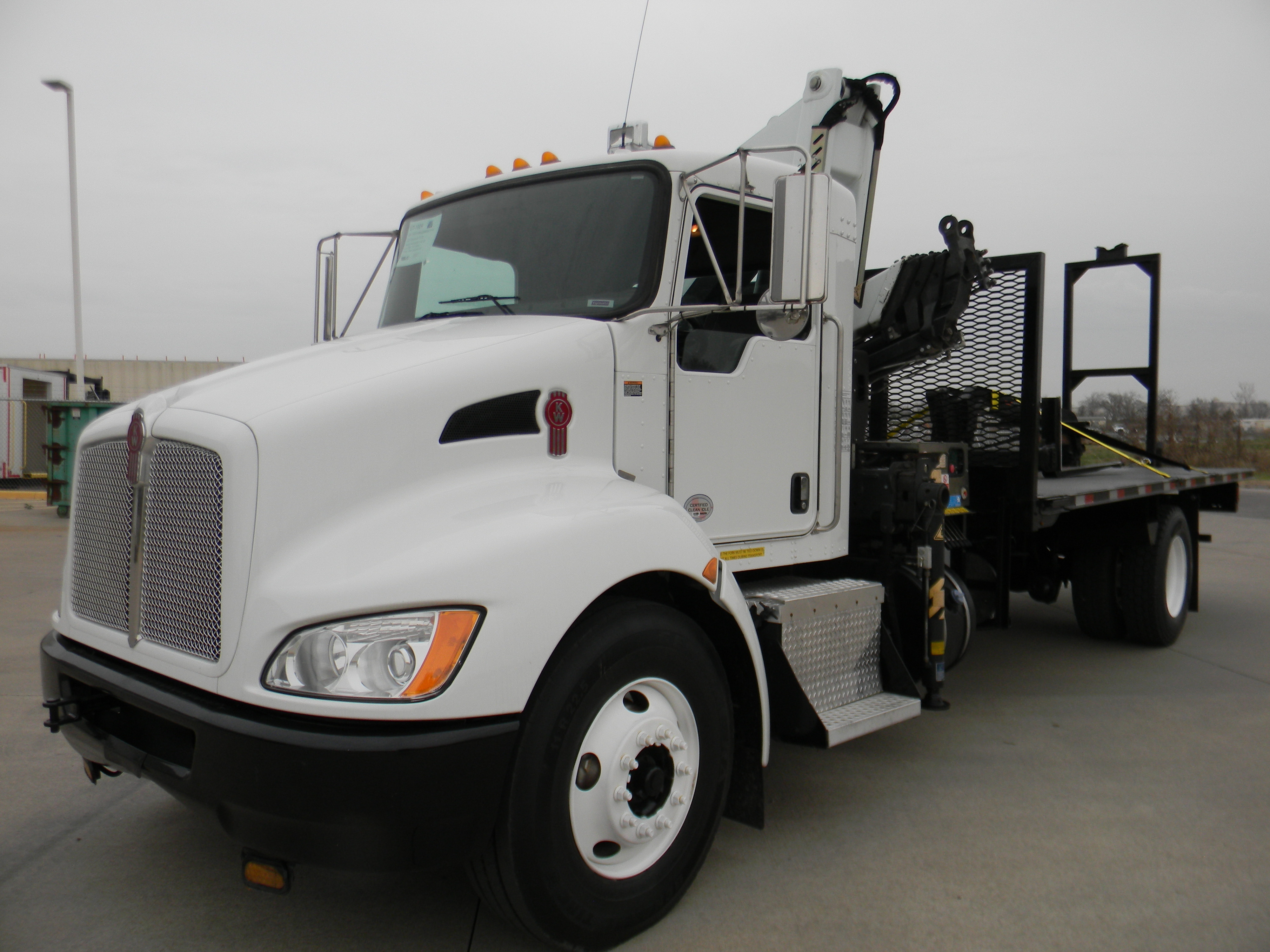 2021 KENWORTH T270 in Olathe, KS