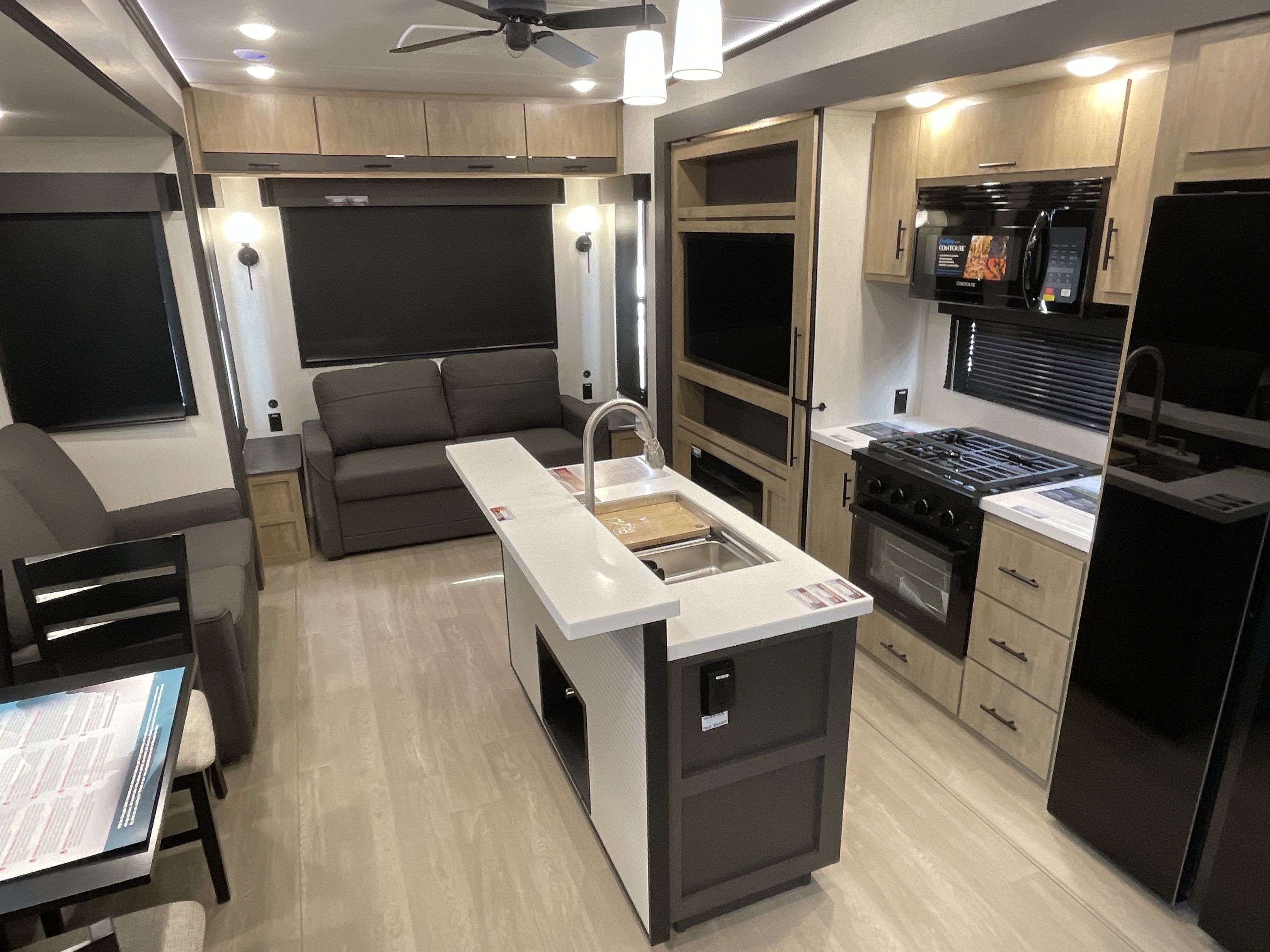 2026 Forest River CAMPSITE ELITE 36RF in apollo PA