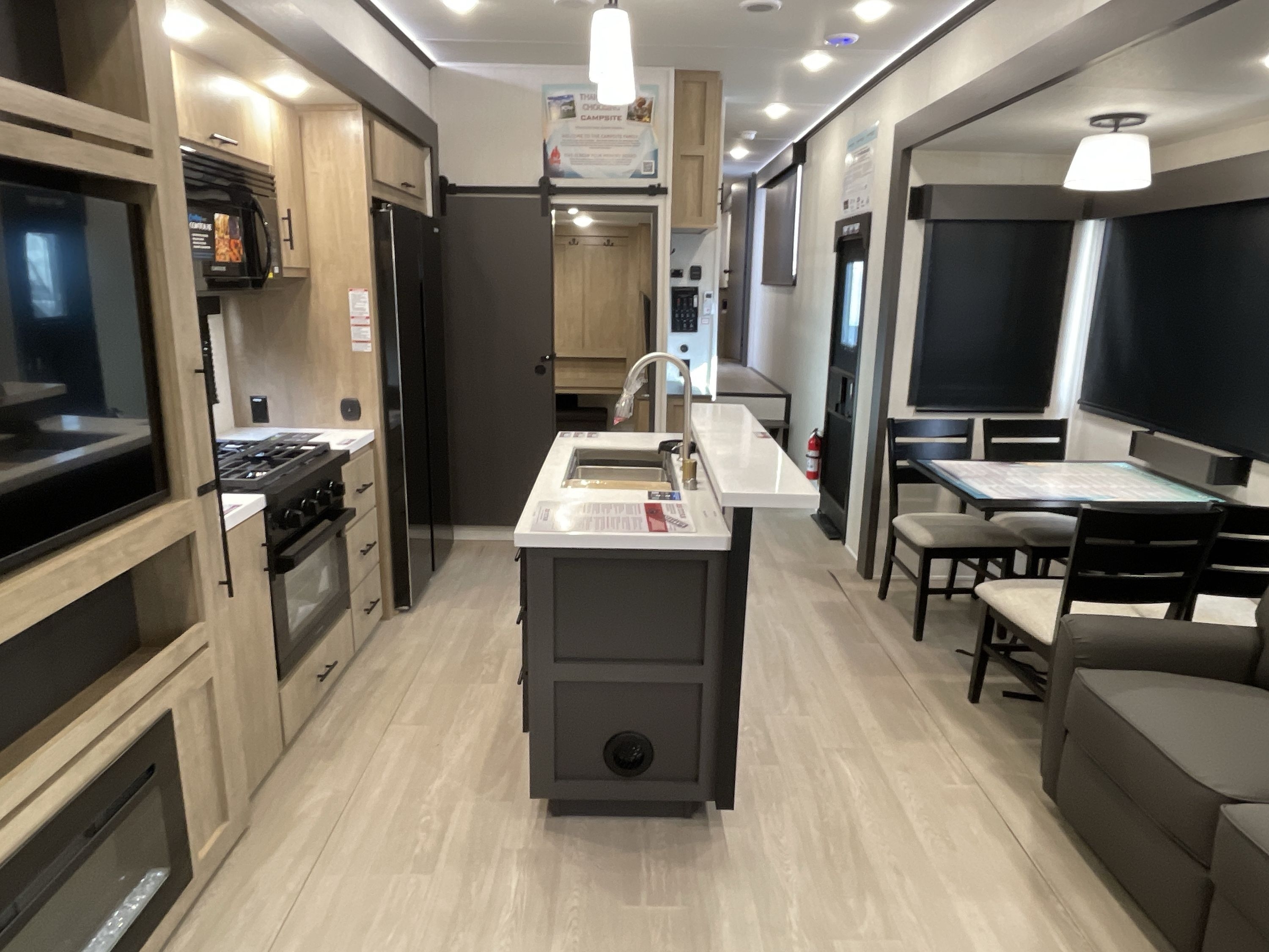 2026 Forest River CAMPSITE ELITE 36RF in apollo PA